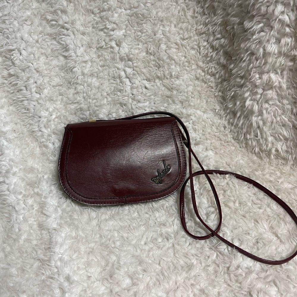 Raffaella Vintage leather Burgundy small crossbody bag